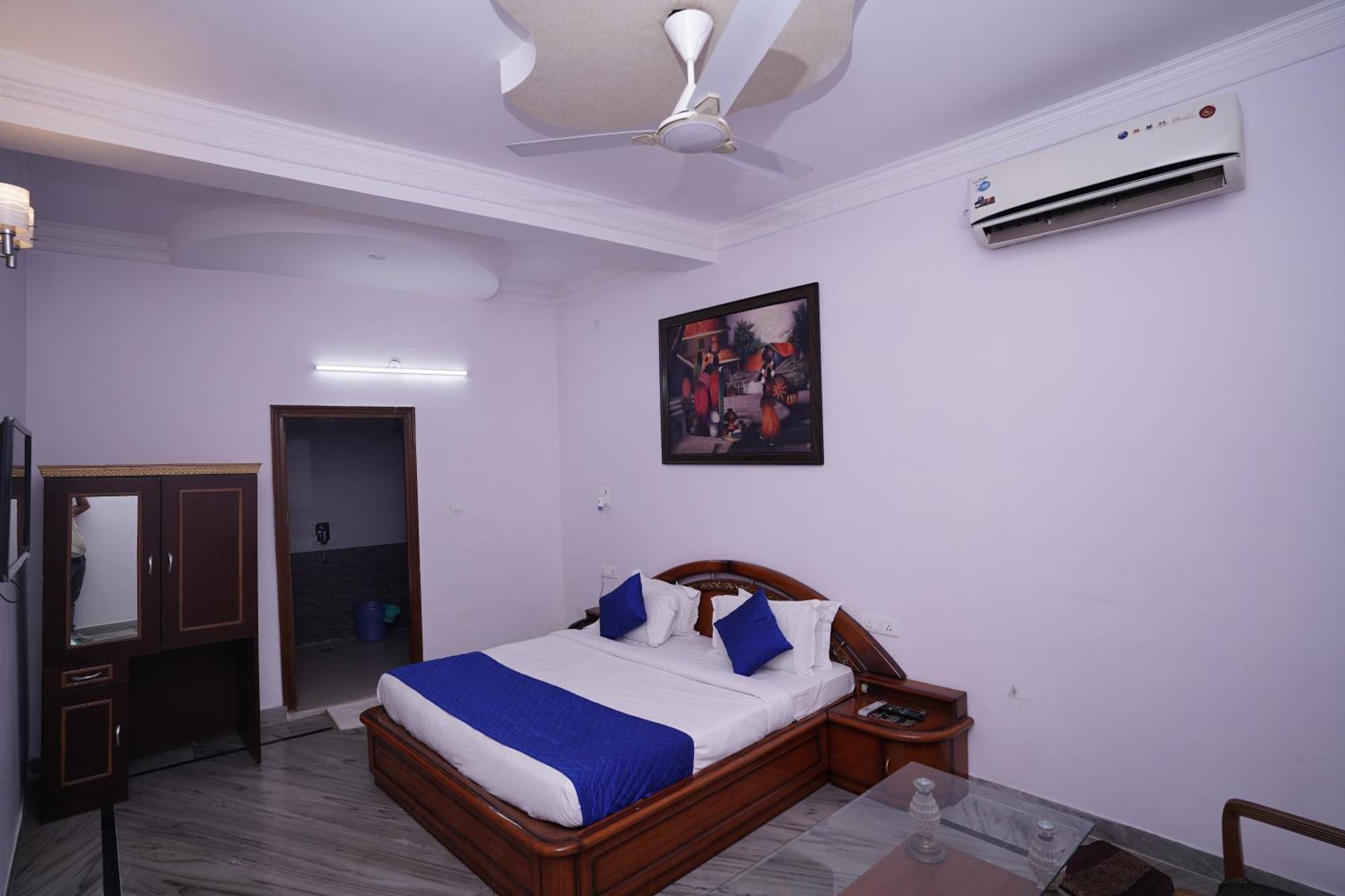Hotel Lecston @Yashobhoomi Dwarka Sector - 25 Metro Station دلهي المظهر الخارجي الصورة