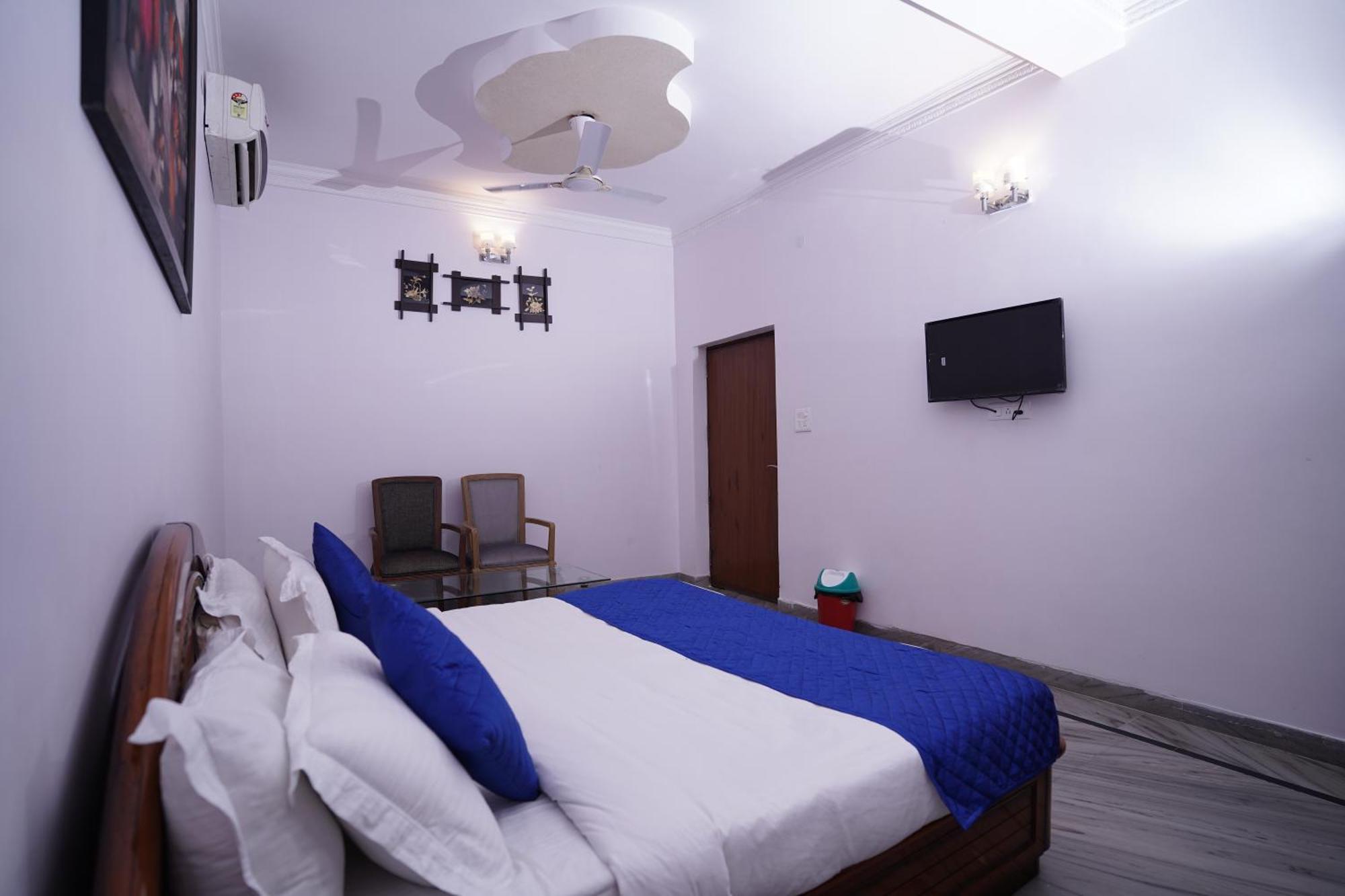 Hotel Lecston @Yashobhoomi Dwarka Sector - 25 Metro Station دلهي المظهر الخارجي الصورة